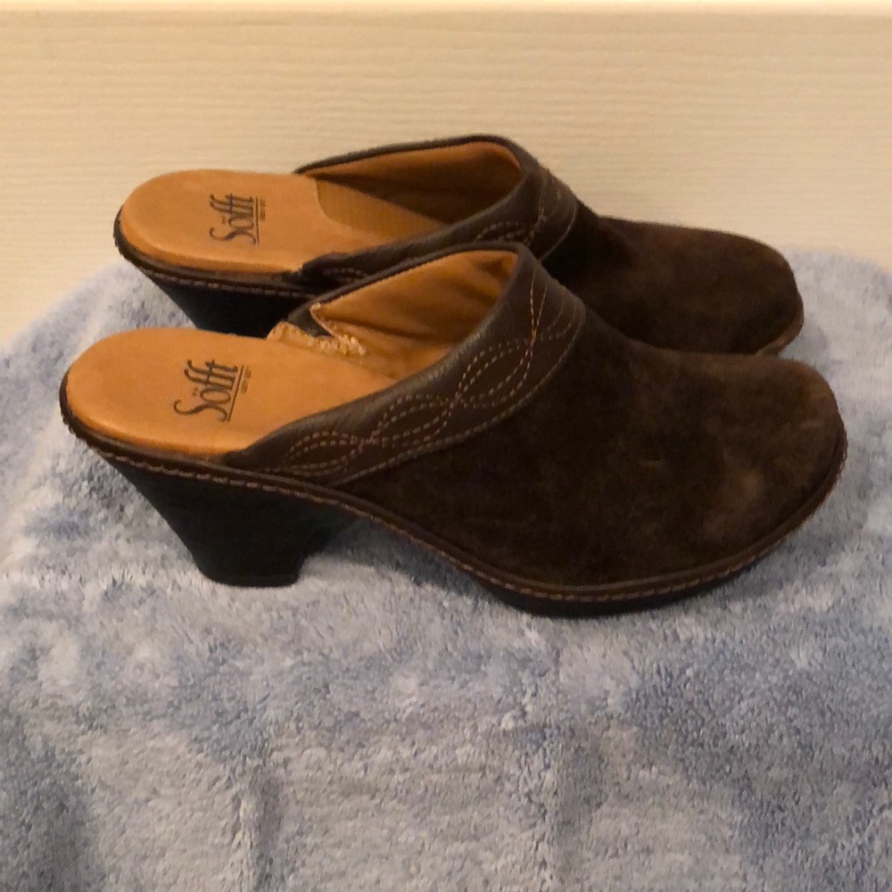 Sofft Clogs - Picture 2 of 3